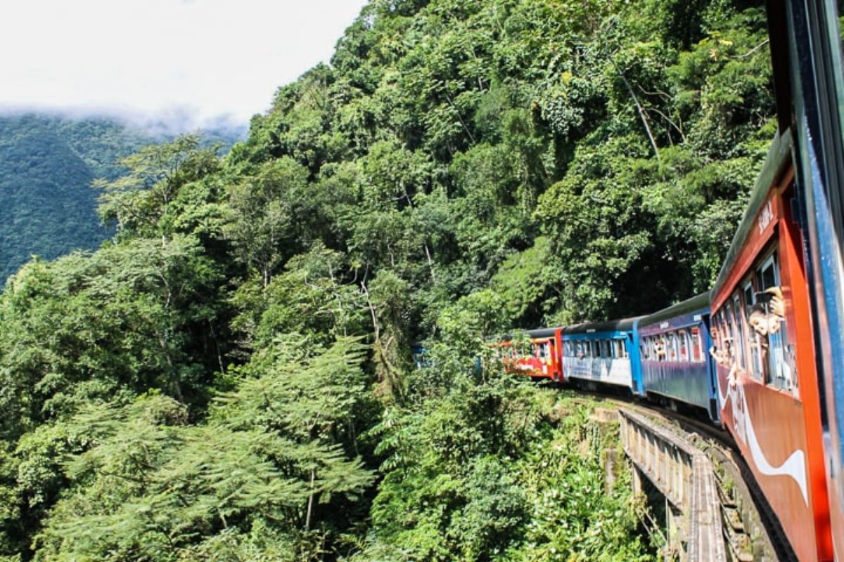 Passeio De Trem Curitiba Morretes Passando Pela Serra Do Mar