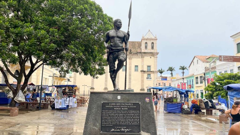 Estátua de Zumbi em Salvador