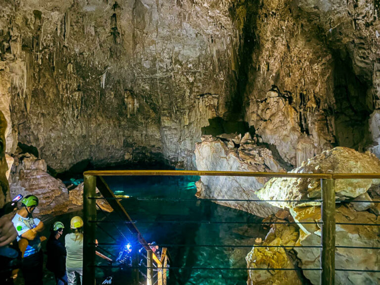 Gruta Do Mimoso Flutua O Numa Caverna Em Bonito Ms