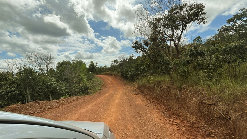 Estrada de chão em Taquaruçu