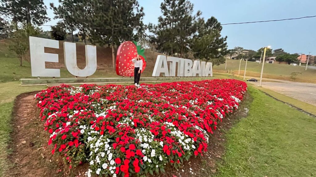 Letreiro Eu Amo Atibaia