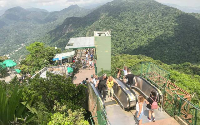 Escadas rolantes Cristo Redentor