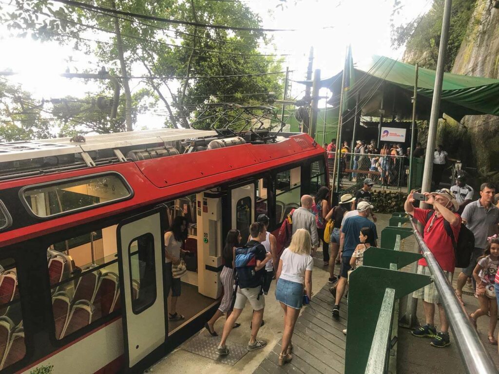 Trem do Corcovado - como chegar ao Cristo