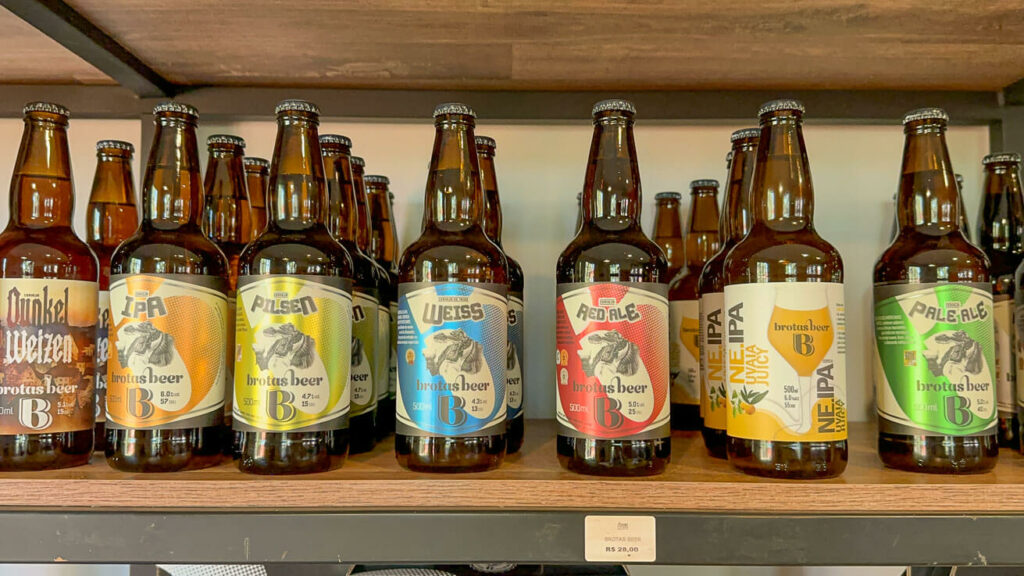 Cervejas locais na venda Santo Antônio