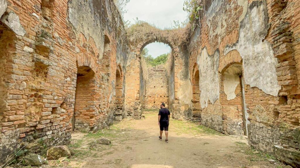 Ruínas de São José da Boa Morte - Cachoeiras de Macacu