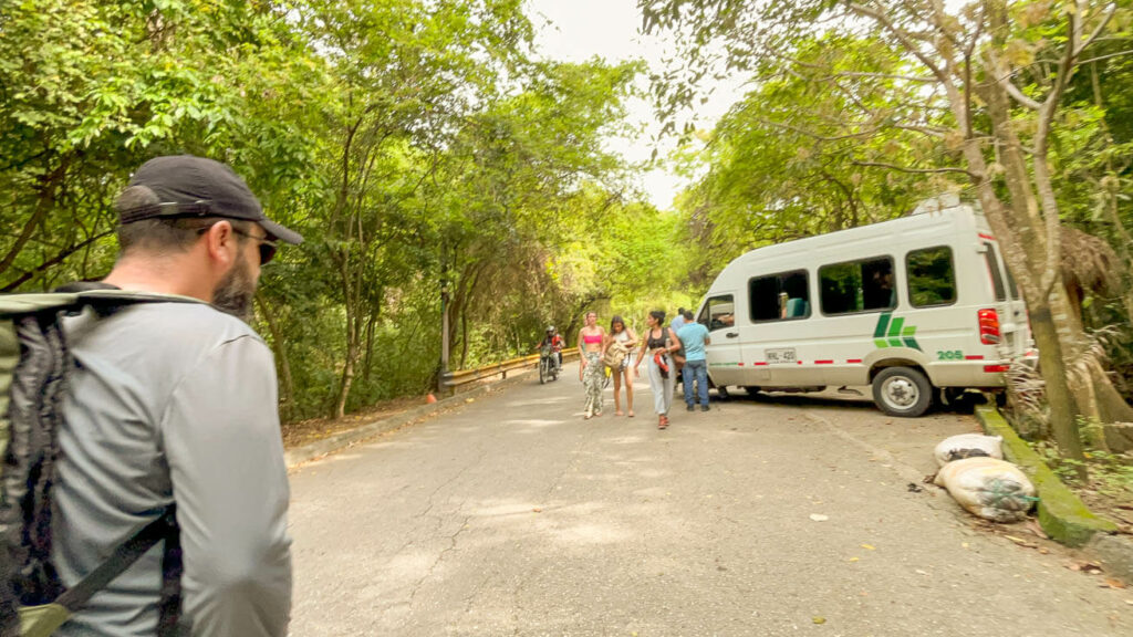 Van do Parque Tayrona